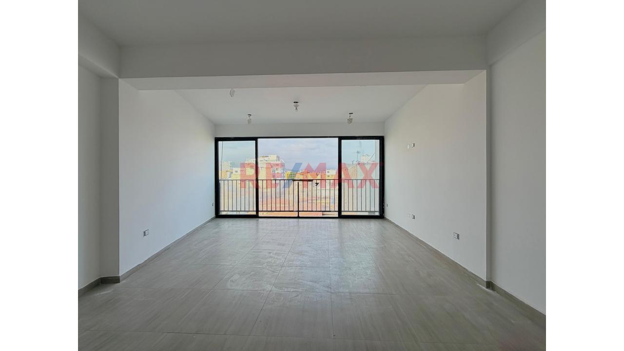 📣Oportunidad Única: Moderno Duplex En Piso 12° (1202) – Urb San Fernando - 3