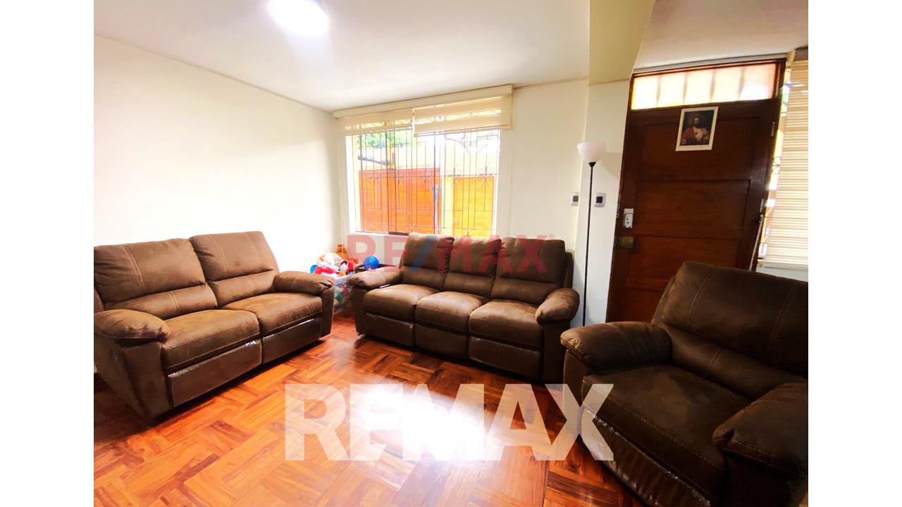 Departamento En 1Er Piso A Un Paso Del Parque De La Amistad | Surco — foto 5