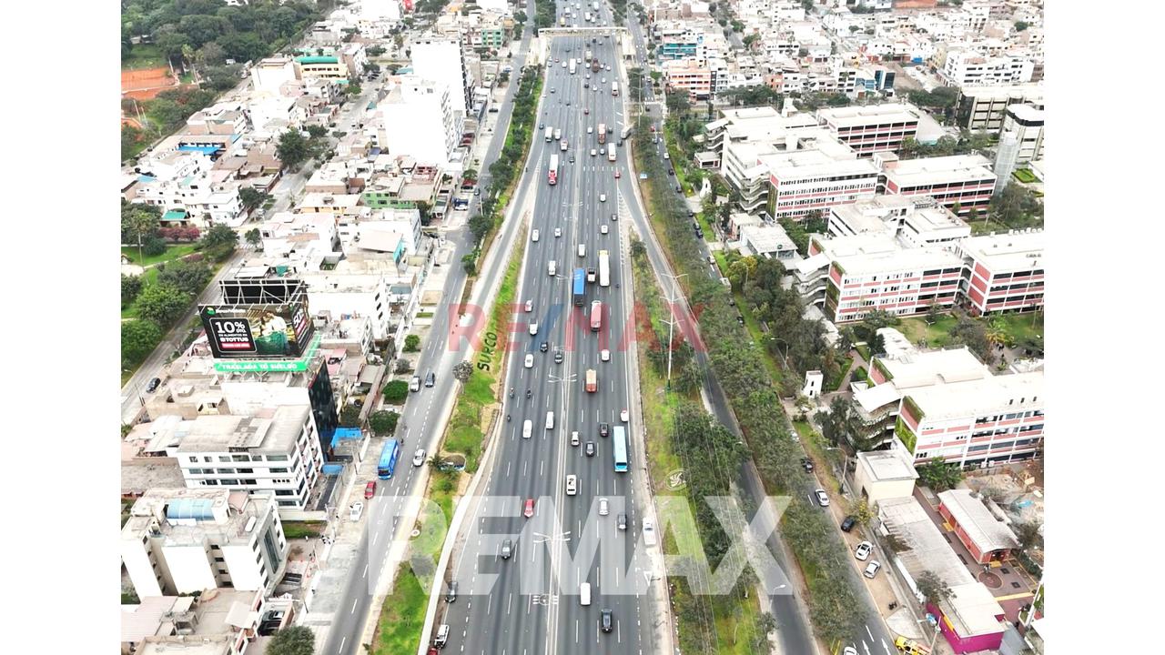 Departamento En 1Er Piso A Un Paso Del Parque De La Amistad | Surco — foto 8