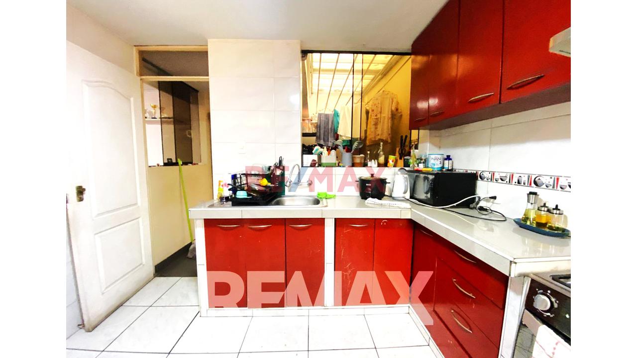 Departamento En 1Er Piso A Un Paso Del Parque De La Amistad | Surco — foto 4