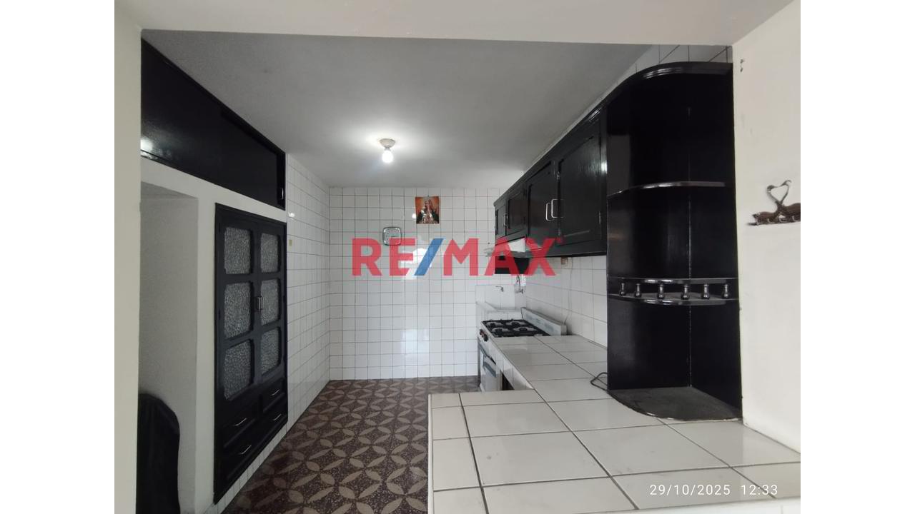 🏡✨ ¡Amplio Departamento En Alquiler En Zona Estratégica!