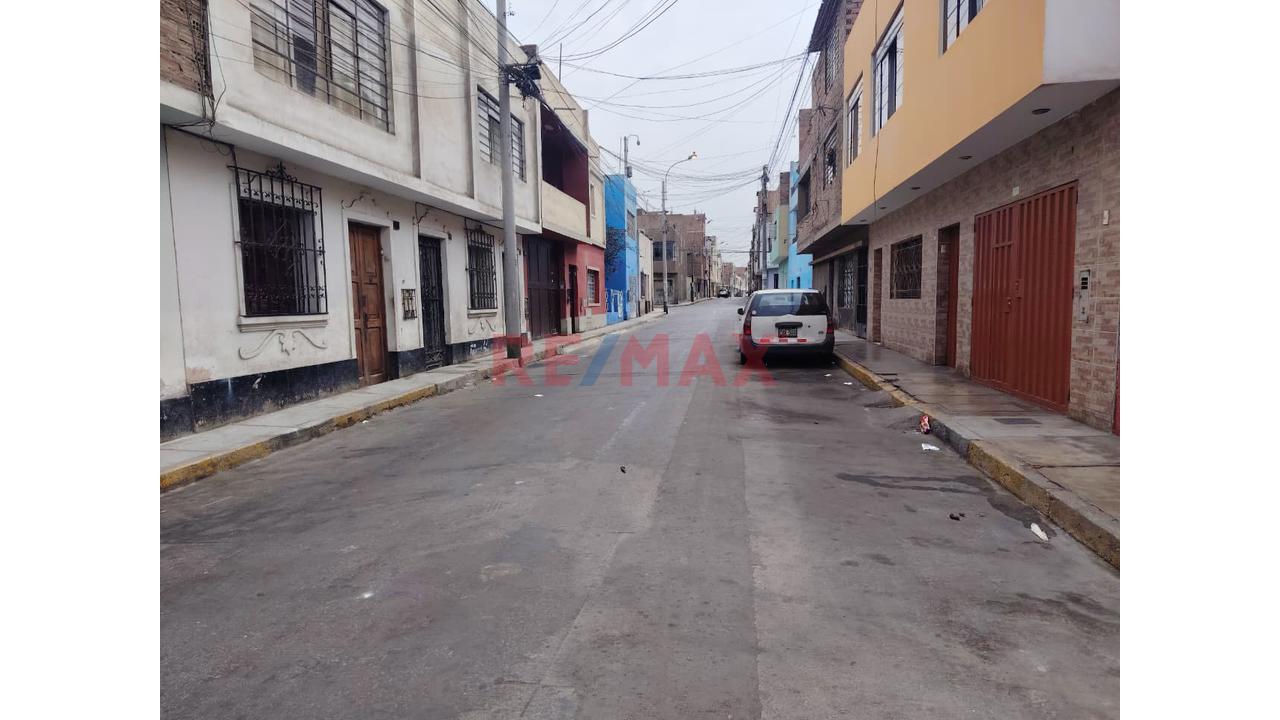 🏡🚨 Casa Como Terreno  Smp  A Pasos Del Óvalo Bella Unión (Via Expresa Amarilla - Universitaria💰🔥 — foto 5