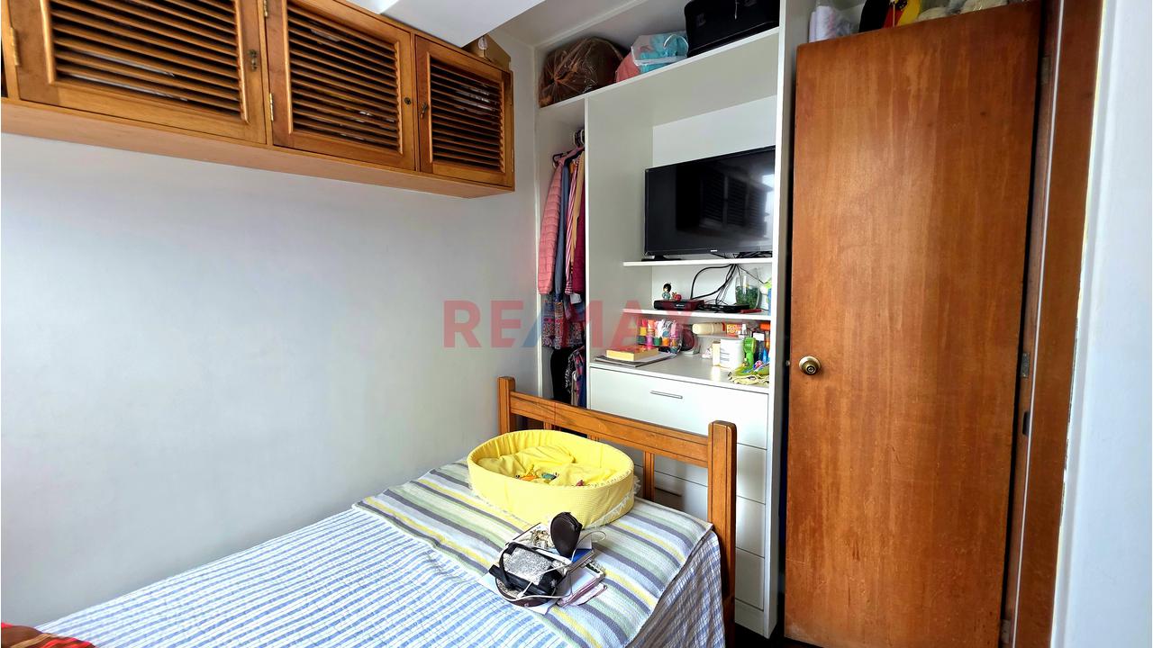 Departamento Con Vista A Calle Balcón En La Sala En 4To Piso (Sin Ascensor) De 180 Mts — foto 7