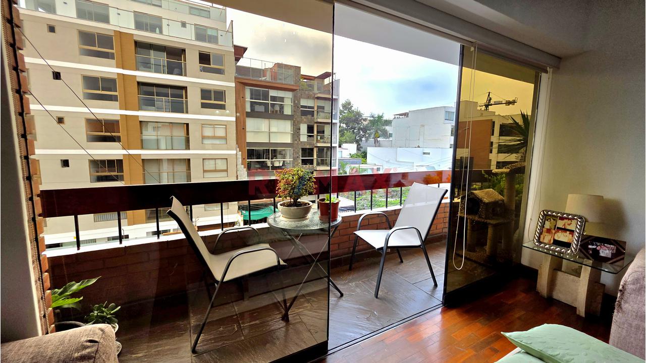 Departamento Con Vista A Calle Balcón En La Sala En 4To Piso (Sin Ascensor) De 180 Mts — foto 12