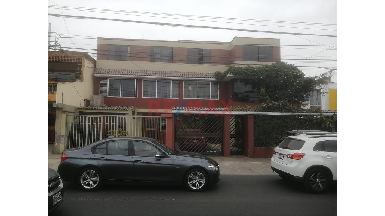 Alquiler Local Comercial Avenida El Polo $2,300.00 - 7