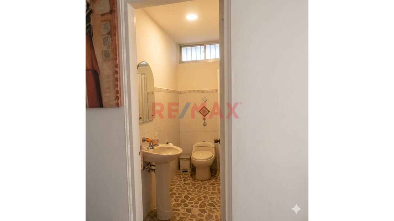 Alquiler Local Comercial Avenida El Polo $2,300.00 - 10