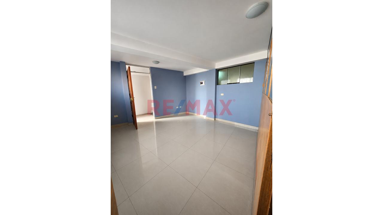 🏢 Amplio Local Comercial En Alquiler – 5To Paradero De San Sebastián - 1