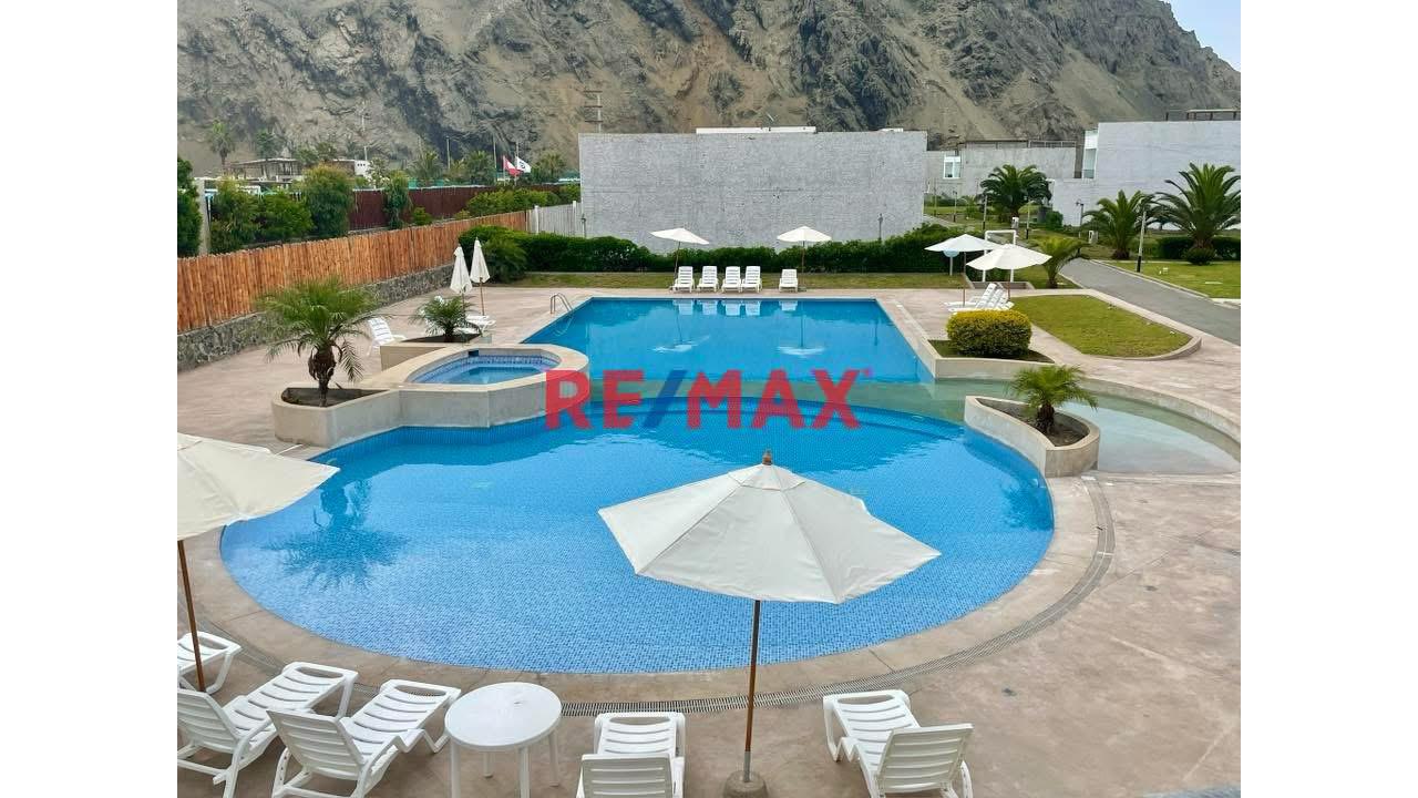 ¡Construye Tu Casa De Playa! Lote De 210 M² En Albatros – Excelente Ubicación