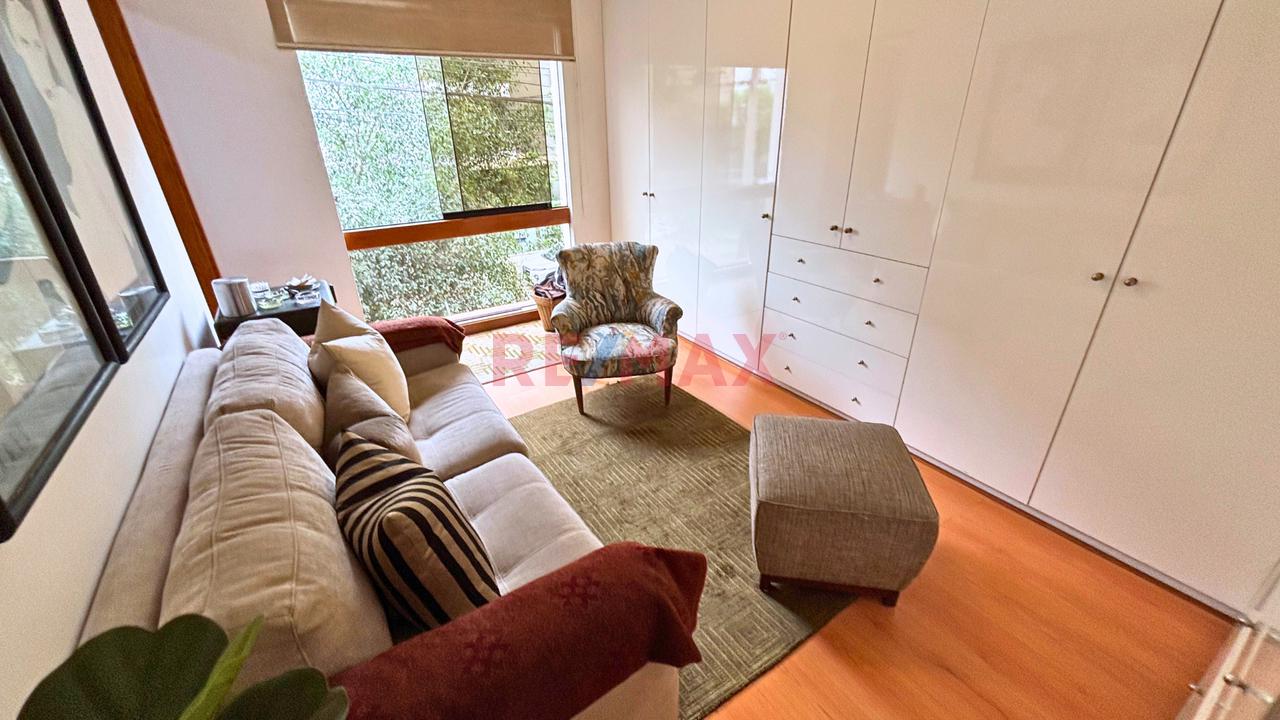 Hermoso Flat Frente A Parque Con 3 Cocheras Y 2 Depositos En Jr. Monte Carmelo Chacarilla — foto 13