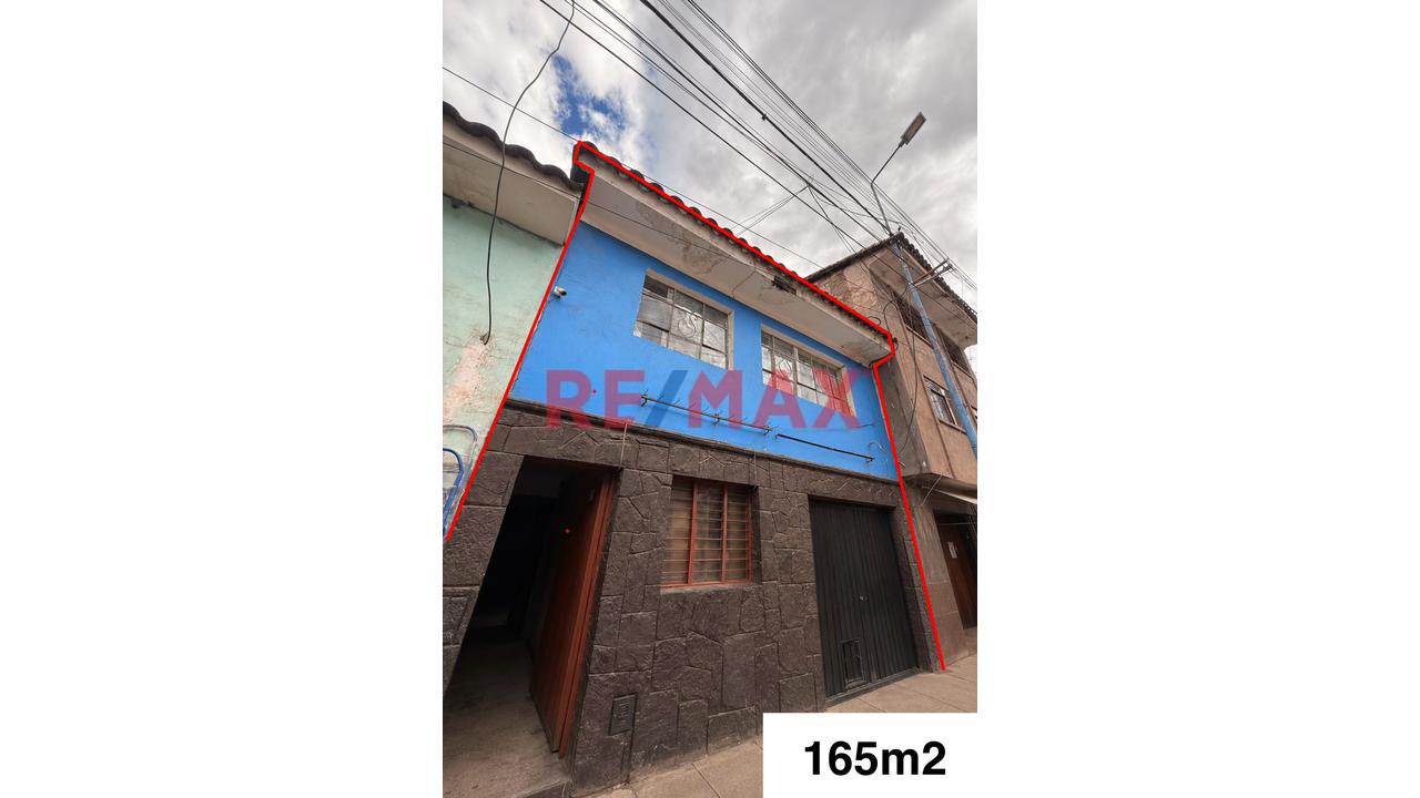 Casa Como Terreno En Venta – Av. Ejército | Excelente Ubicación Comercial - 1