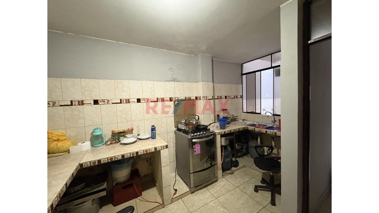Venta De Casa Urb. Mariscal Caceres, San Juan De Lurigancho — foto 6