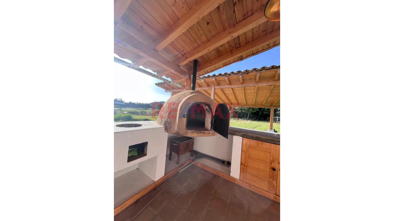Casa de 3 dormitorios y 2 baños ubicado en Namora Casa de 3 dormitorios y 2 baños ubicado en Namora