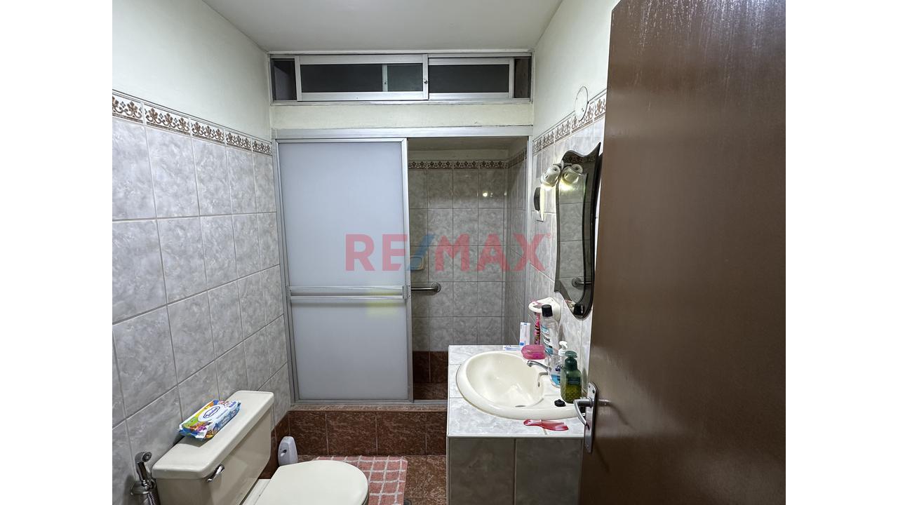 🏡🏢 Casa En Venta Con Parámetros Para 5 Pisos | 160 M² | San Juan De Miraflores | Excelente Inversión 💰📈 — foto 13