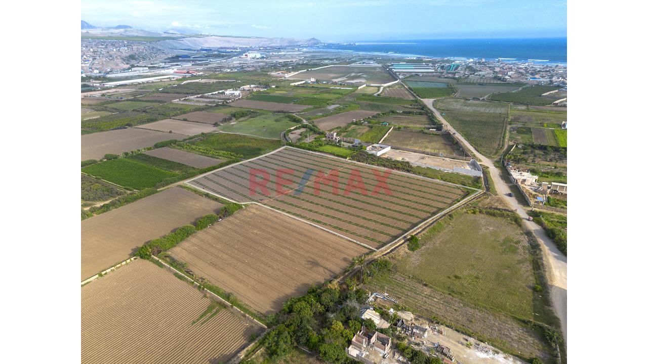 Terreno 1.53 Hectareas En Venta En Moche - 2
