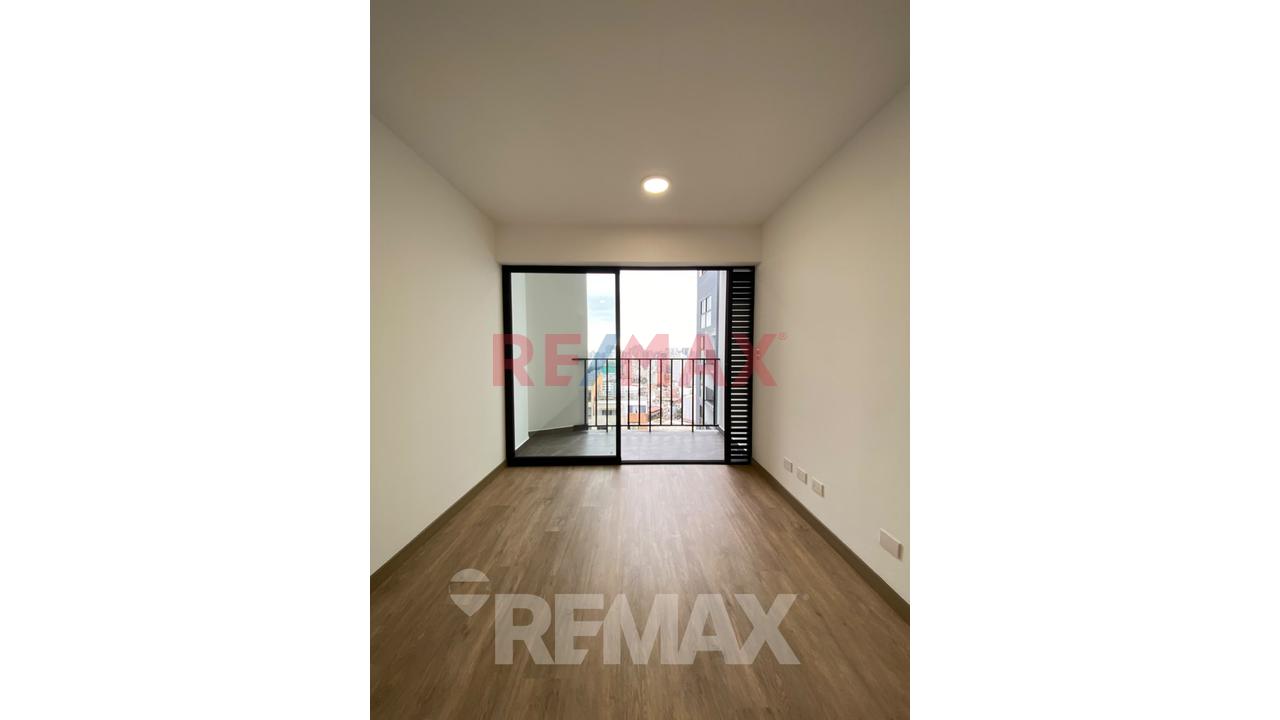 Alquiler | Departamento De Estreno | Jesús María | Piso 21 | 42 M² — foto 2