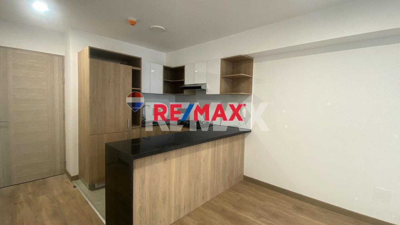 Alquiler | Departamento De Estreno | Jesús María | Piso 21 | 42 M²