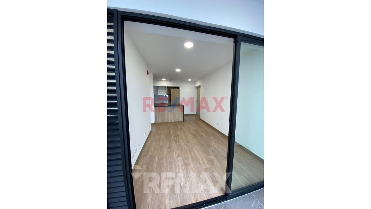 Alquiler | Departamento De Estreno | Jesús María | Piso 21 | 42 M² — foto 3