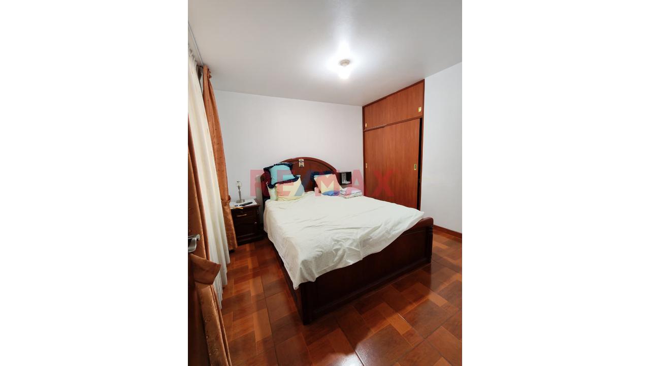 Se Vende Propiedad Comercial De 330.5 M² Ac En Av. Mendiola (Cerca Al Óvalo Habich) — foto 9