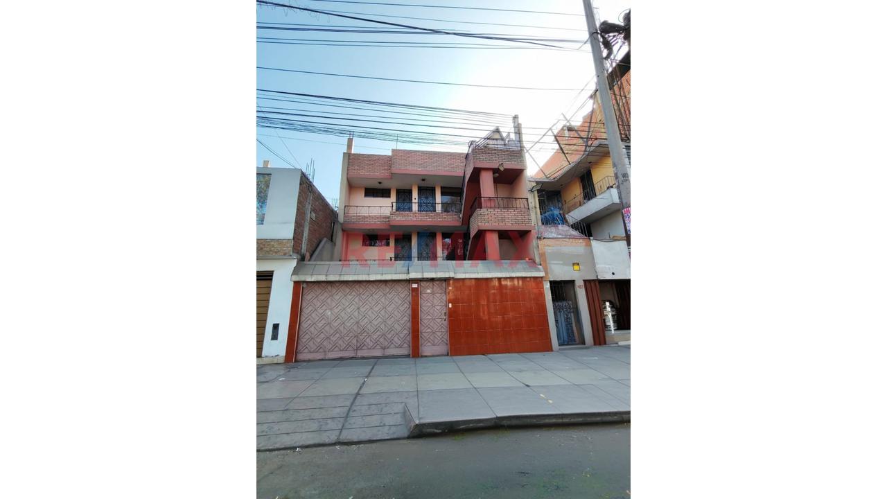 Se Vende Propiedad Comercial De 330.5 M² Ac En Av. Mendiola (Cerca Al Óvalo Habich)