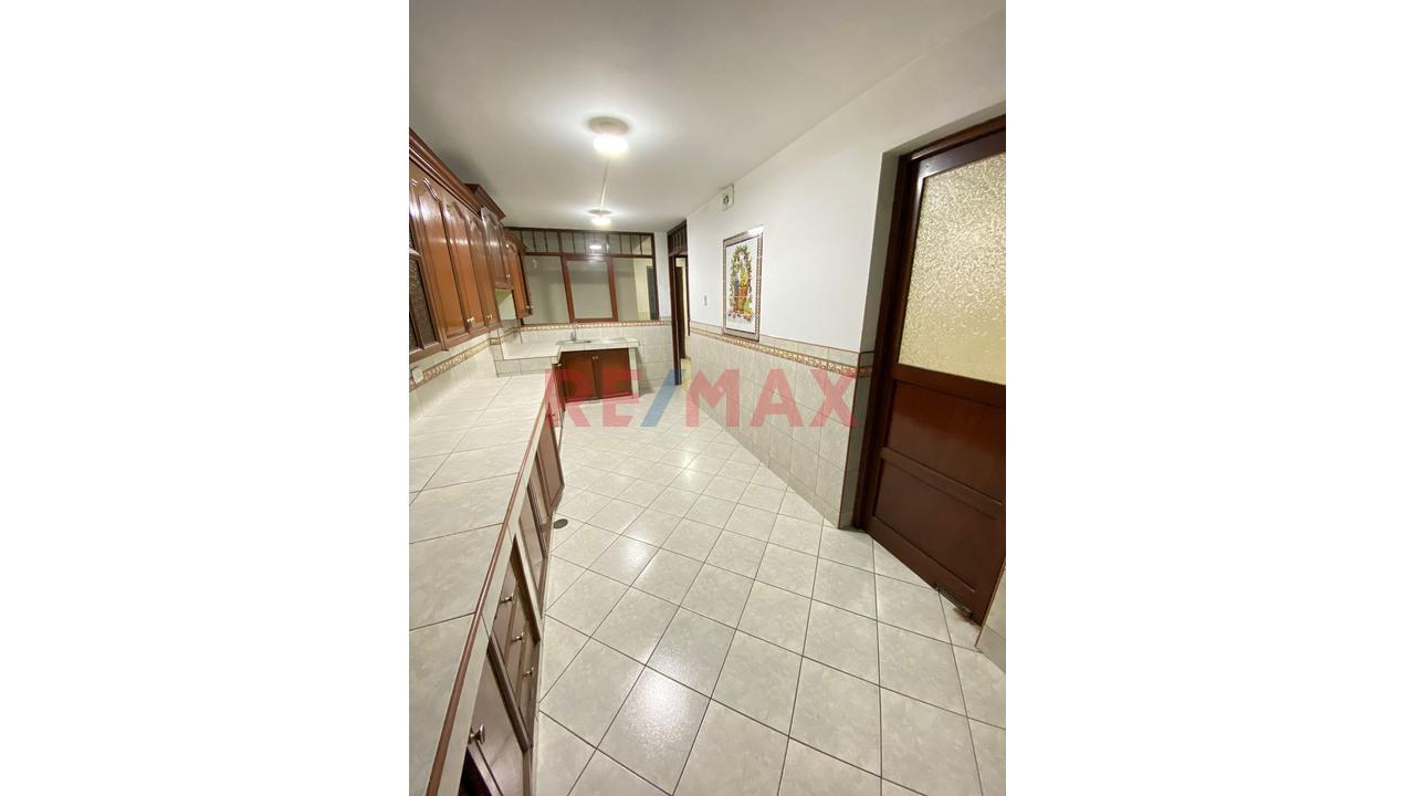 Gran Oportunidad Venta De Casa En Tungazuca - Carabayllo — foto 2