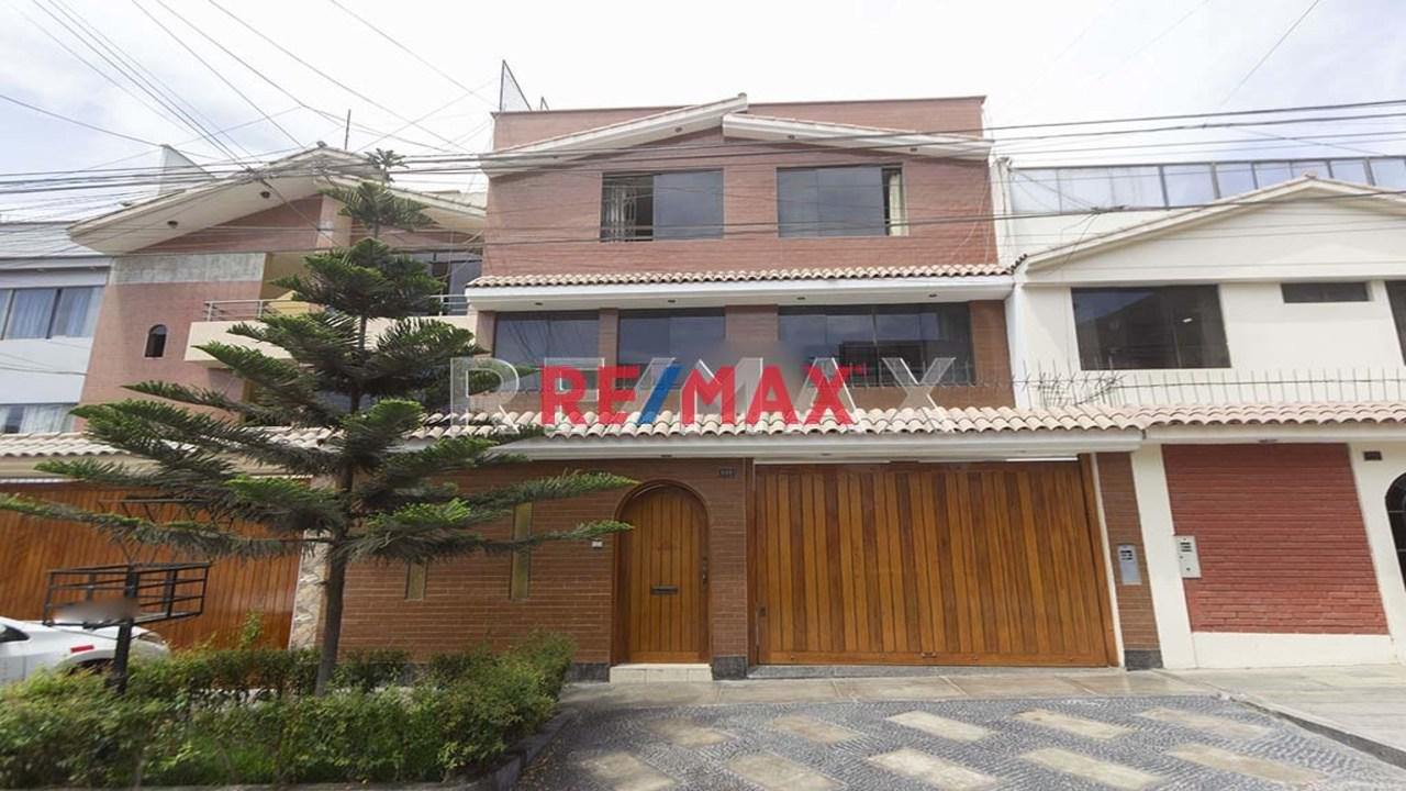 Departamento en Alquiler ubicado en La Molina a $228