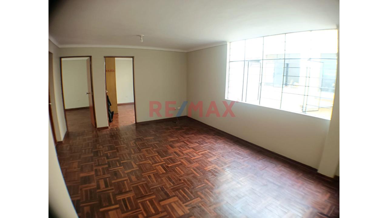 Vendo Departamento De 65M² En Urb Balconcillo - La Victoria — foto 2
