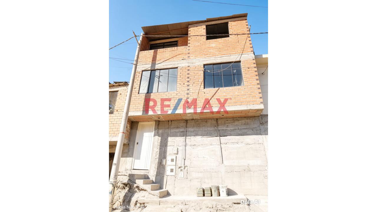 ¡¡ Ocasión Venta De Casa Como Terreno -- Paradero 6 De Huscar Sjl