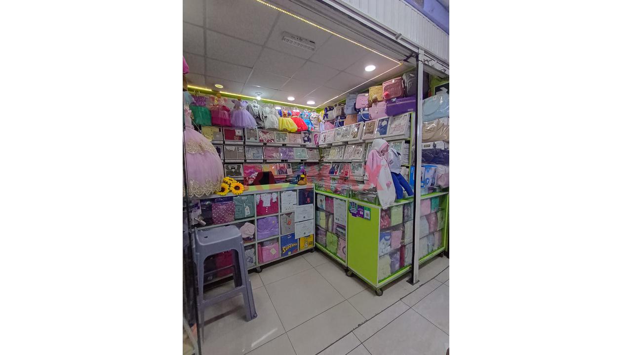 Se Traspasa Local Comercial De Ropa De Bebes Y Niños En El Centro De Arequipa — foto 6