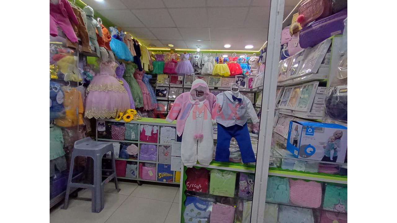 Se Traspasa Local Comercial De Ropa De Bebes Y Niños En El Centro De Arequipa