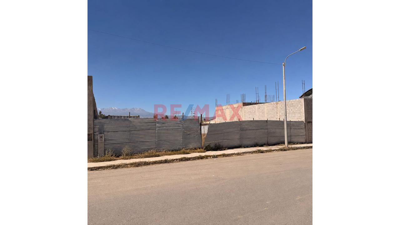 ¡Oportunidad De Inversión! Terreno Industrial En Venta Con Excelente Proyección De Crecimiento En Arequipa - 1