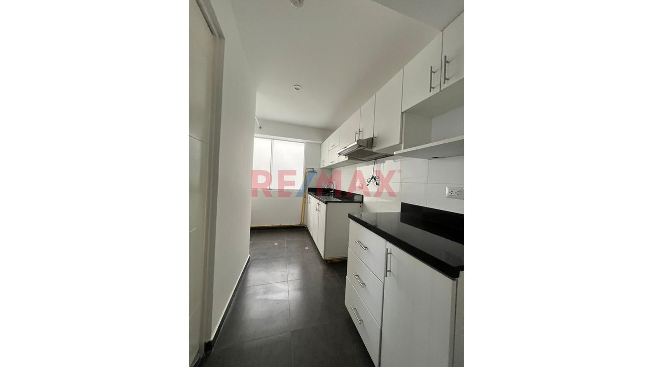 Oportunidad ,Venta De Departamento En El Distrito De San Luis . - 5