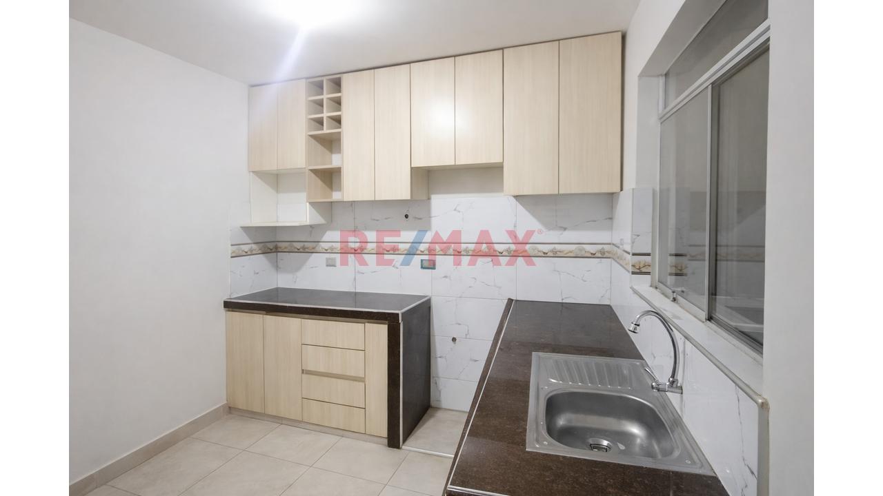 Vendo Casa De 3 Pisos Con Excelente Distribción | 288M² — foto 3
