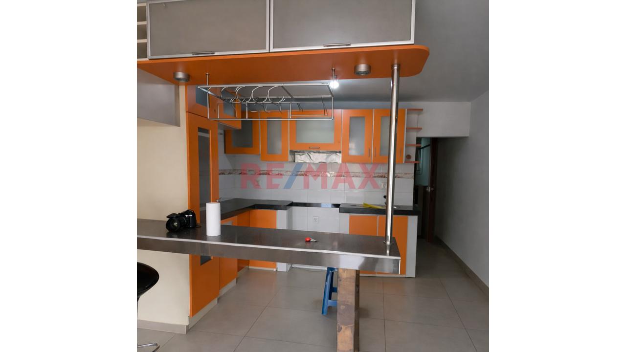 Vendo Casa De 3 Pisos Con Excelente Distribción | 288M² — foto 4