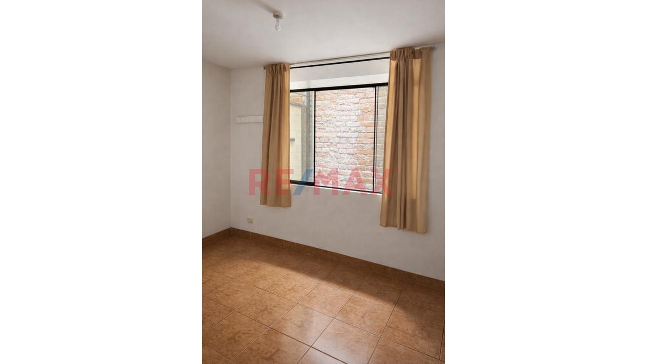 Vendo Casa De 3 Pisos Con Excelente Distribción | 288M² — foto 8