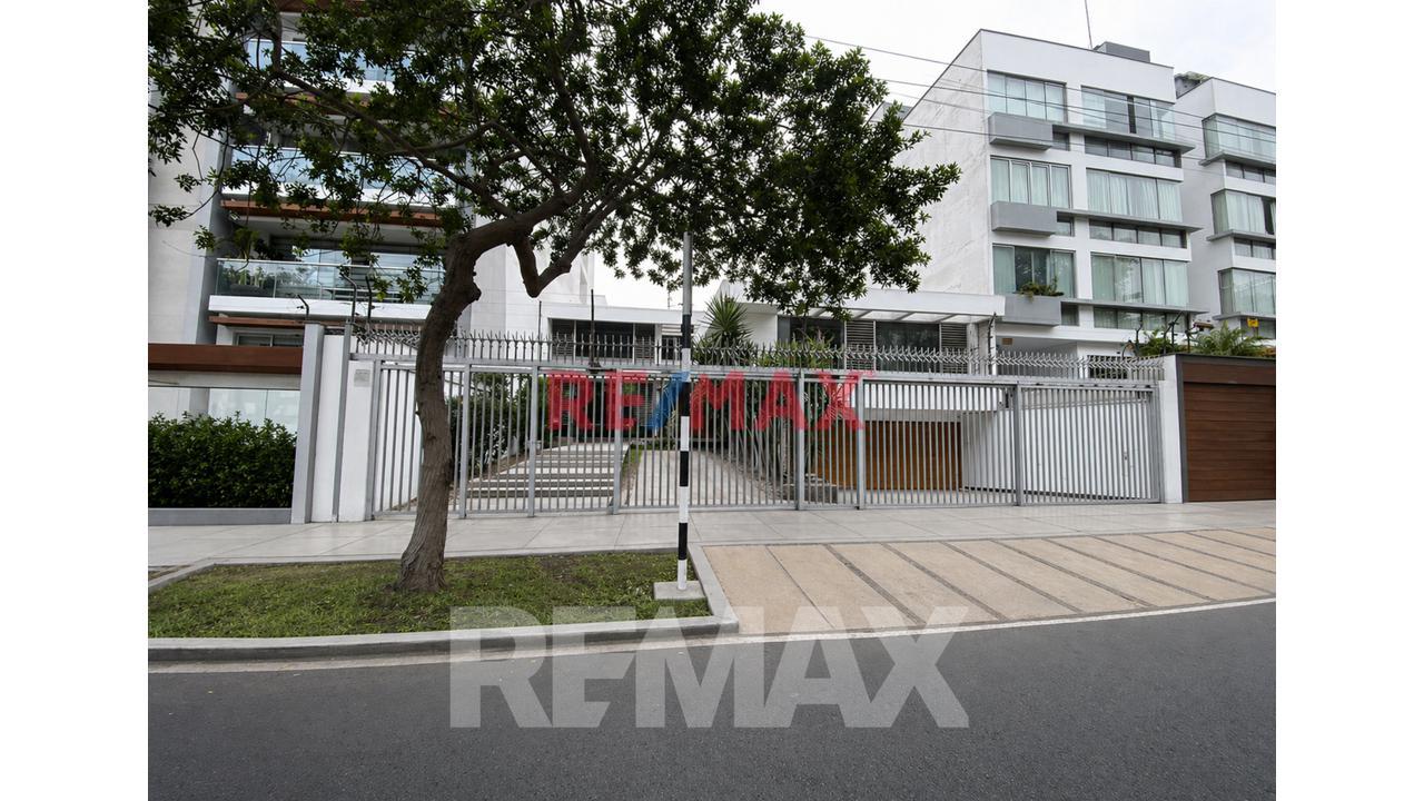 Venta De Amplio Terreno En Aurora Miraflores Area 476M2. - 8