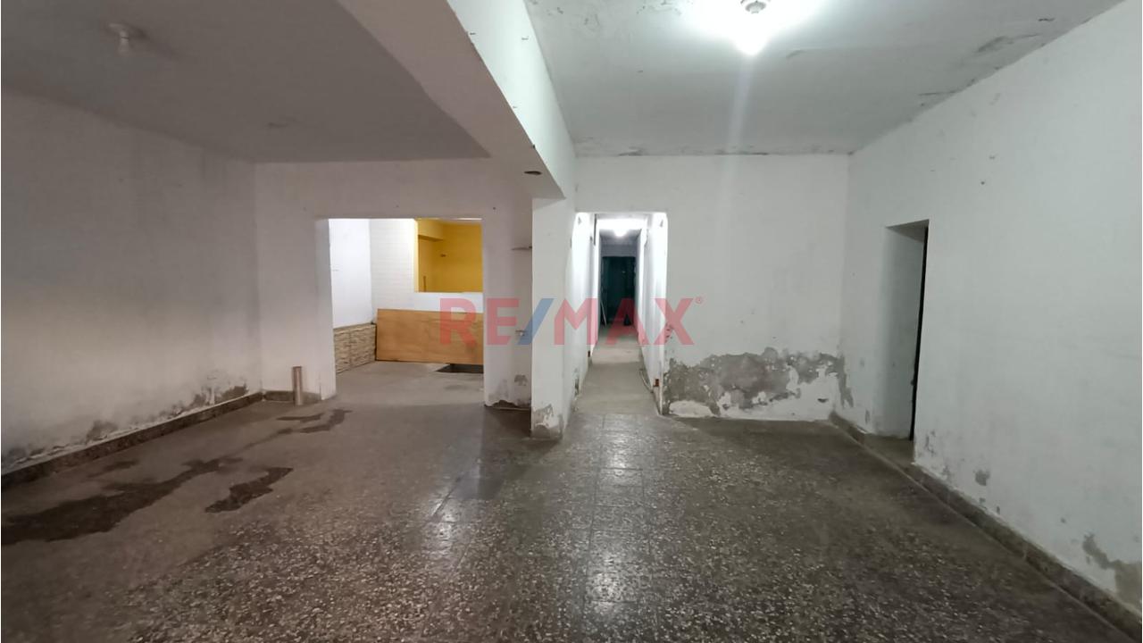 Venta De Casa De 2 Pisos En Collique – Precio De Remate — foto 15