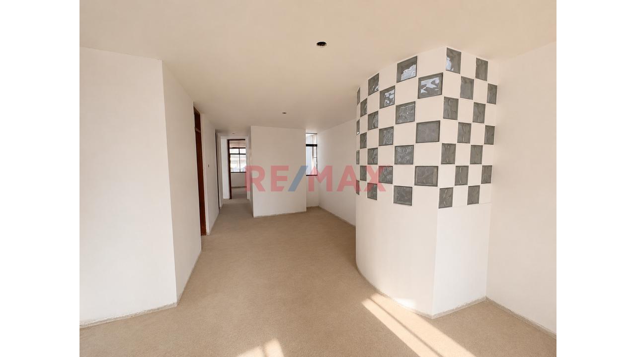 Se Vende Departamento Urb El Recreo Calle Santo Domingo (Piso 3) - 3