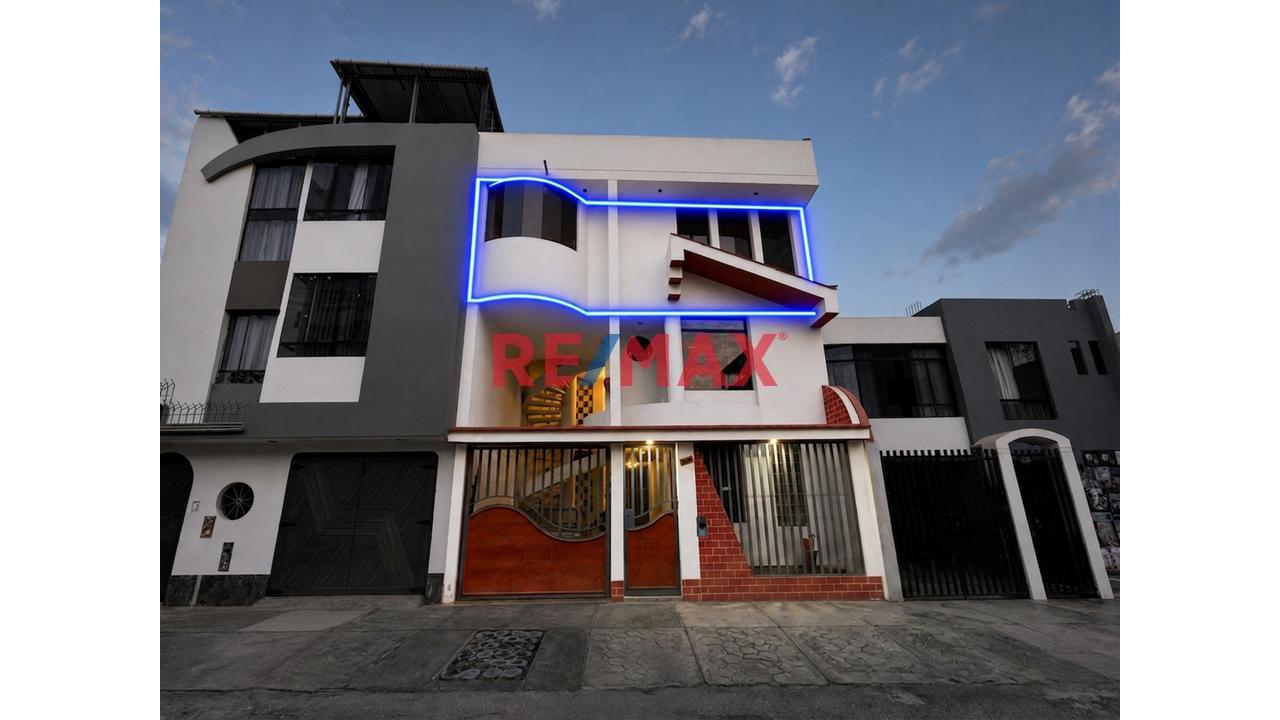 Se Vende Departamento Urb El Recreo Calle Santo Domingo (Piso 3) - 1