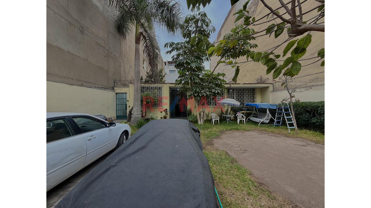 Casa En Venta De 456 M² En San Borja Norte – A 1 Cuadra Del Pentagonito | Parámetros Para 8 Pisos. - 13