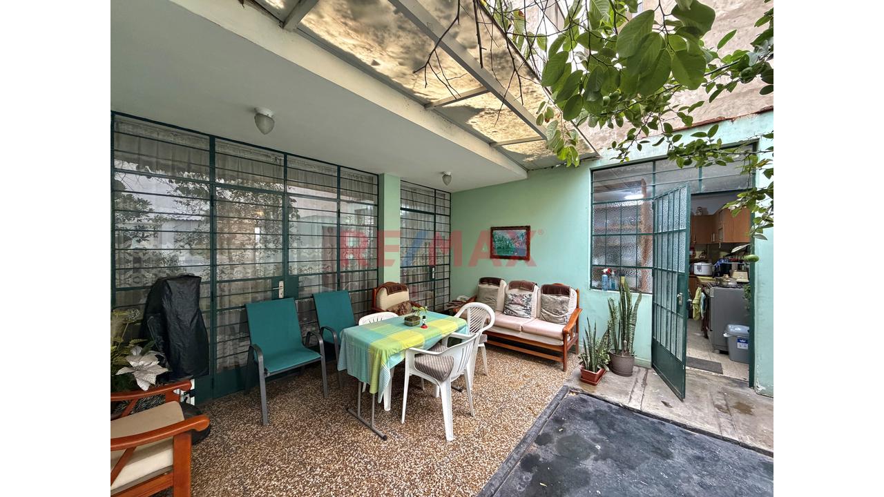 Casa En Venta De 456 M² En San Borja Norte – A 1 Cuadra Del Pentagonito | Parámetros Para 8 Pisos. - 3