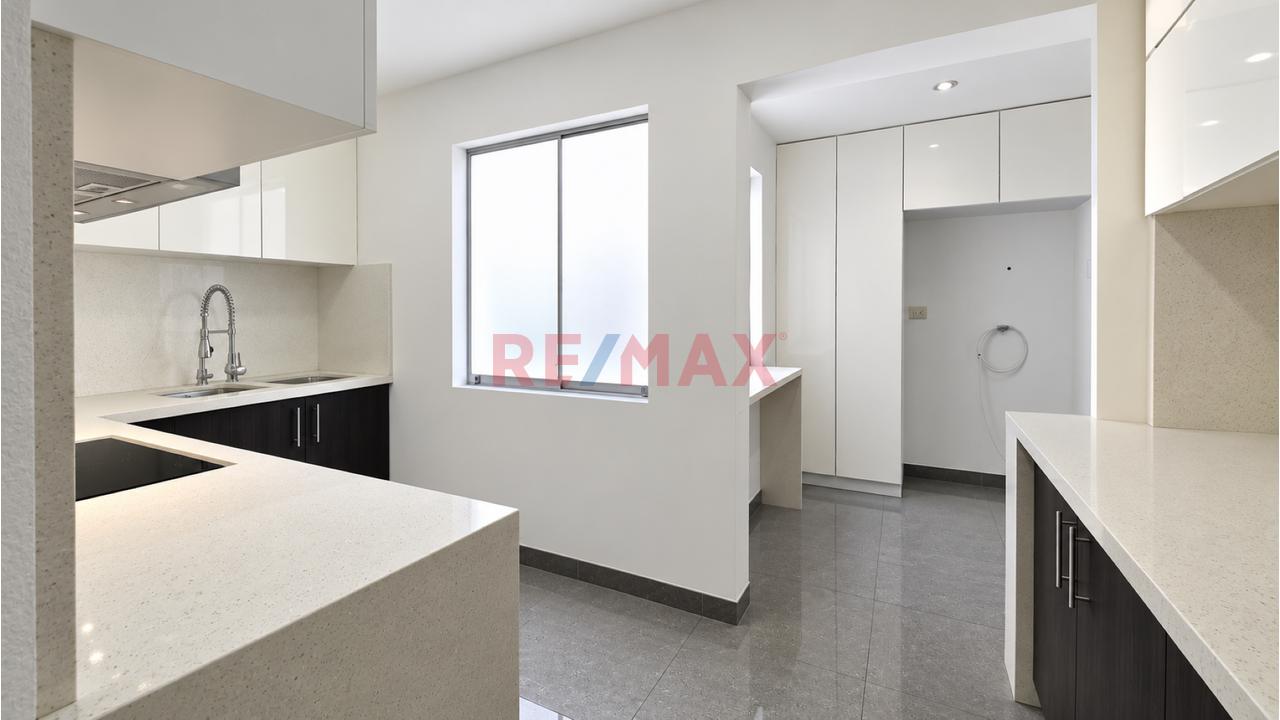 Venta Flat A1 Remodelado En El Remanso, La Molina 125M² Techados + 125M² Aires Libres + Cochera Lineal Doble — foto 9
