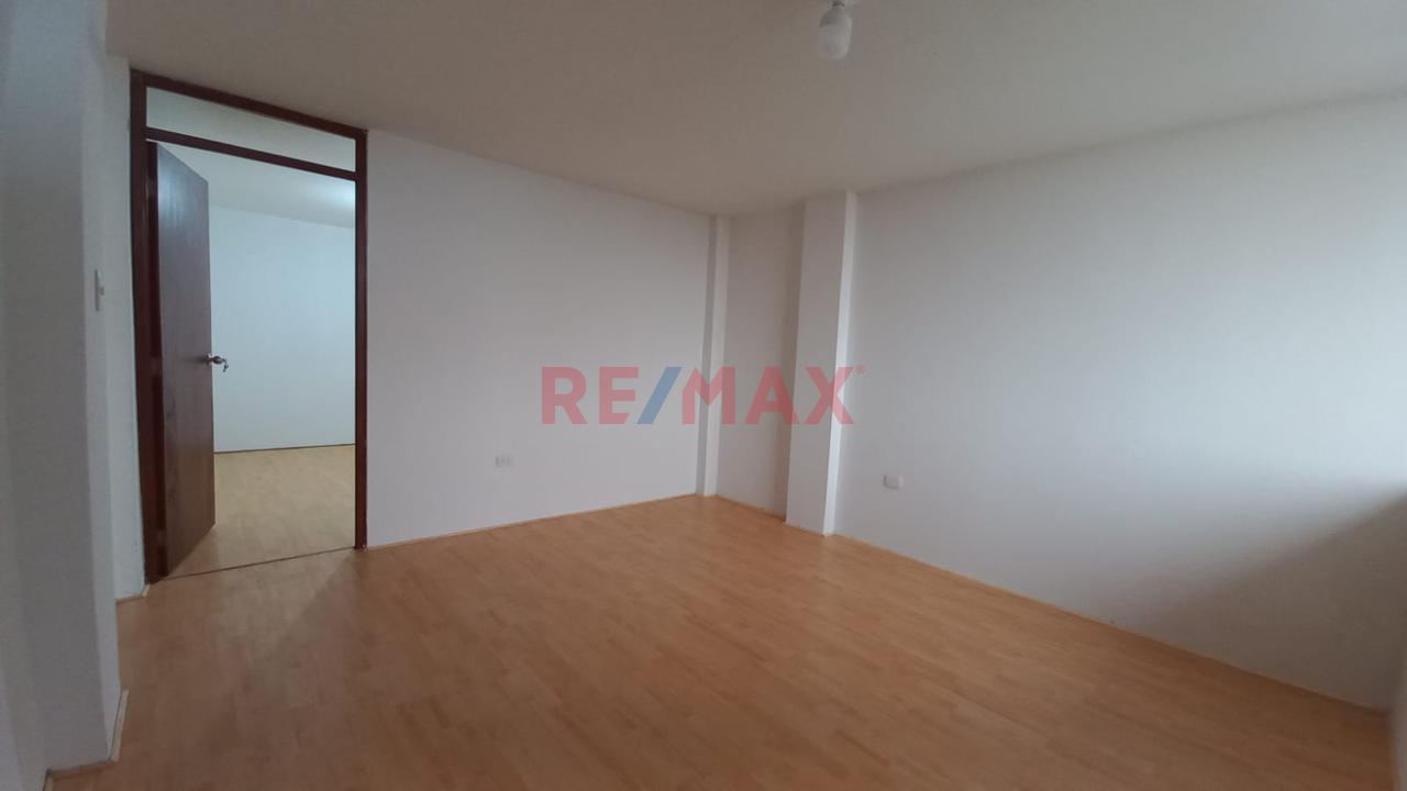 Se Vende Bonito Departamento Cerca A La Estación Del Tren — foto 9