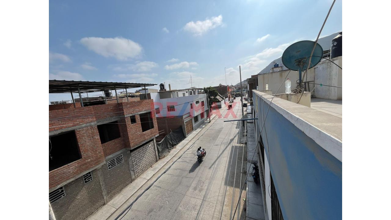 Venta De Casa Con Local Comercial Y Departamento Cerca A Terminal Terrestre - 19