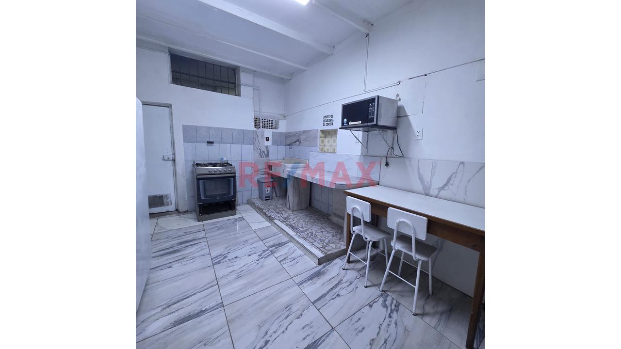 Alquiler De Local 235M2 Cerca Municipalidad Villa Maria Del Triunfo — foto 13