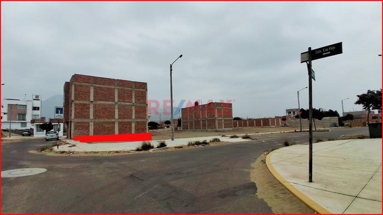 Venta De Terreno Urbano En Urb. Altos Del Valle Iv Etapa - 3