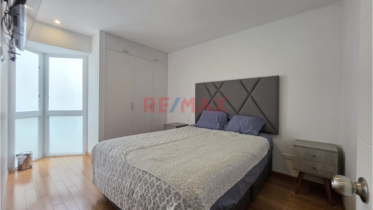Alquiler Departamento Primer Piso Amoblado En Miraflores — foto 15