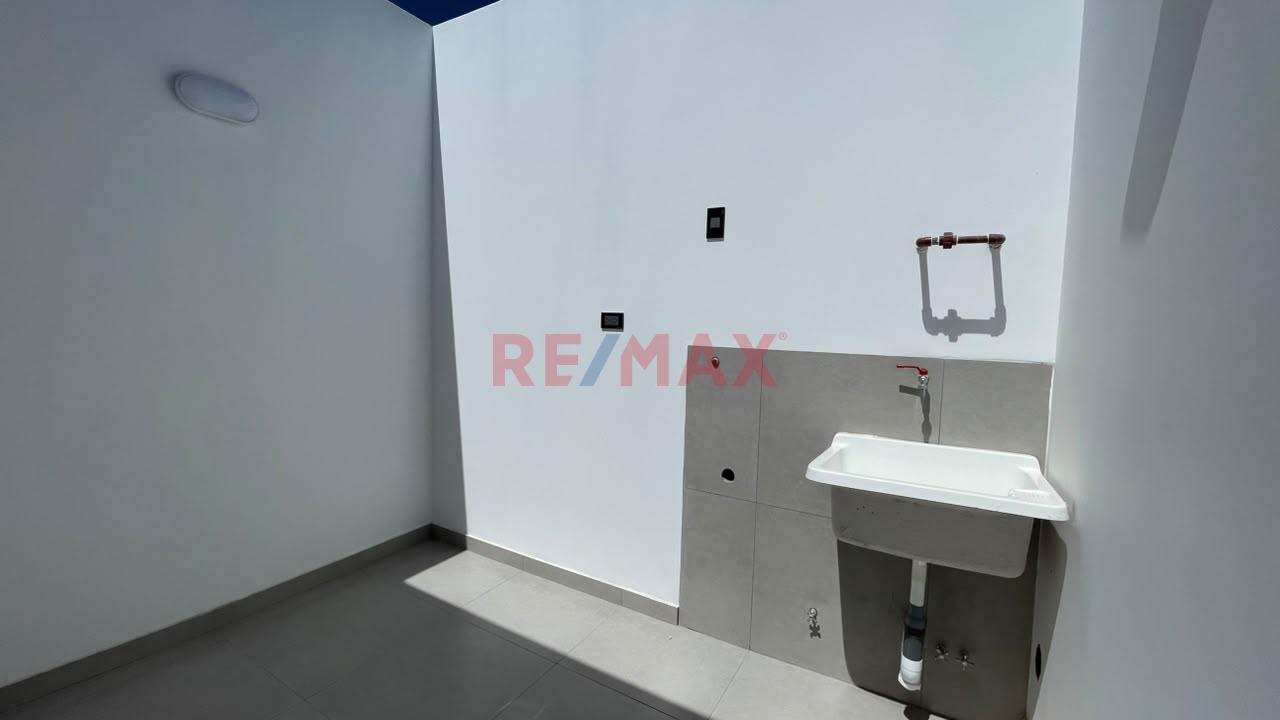 Vendo Duplex En Esquina Urb El Dorado Sachaca - 13