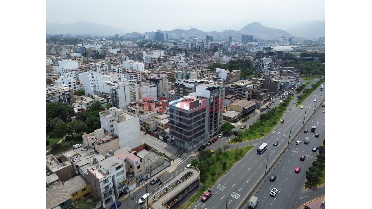 🏢 Edificio Corporativo En Venta – Av. Circunvalación | 2,400 M² | 20 Estac. - 7