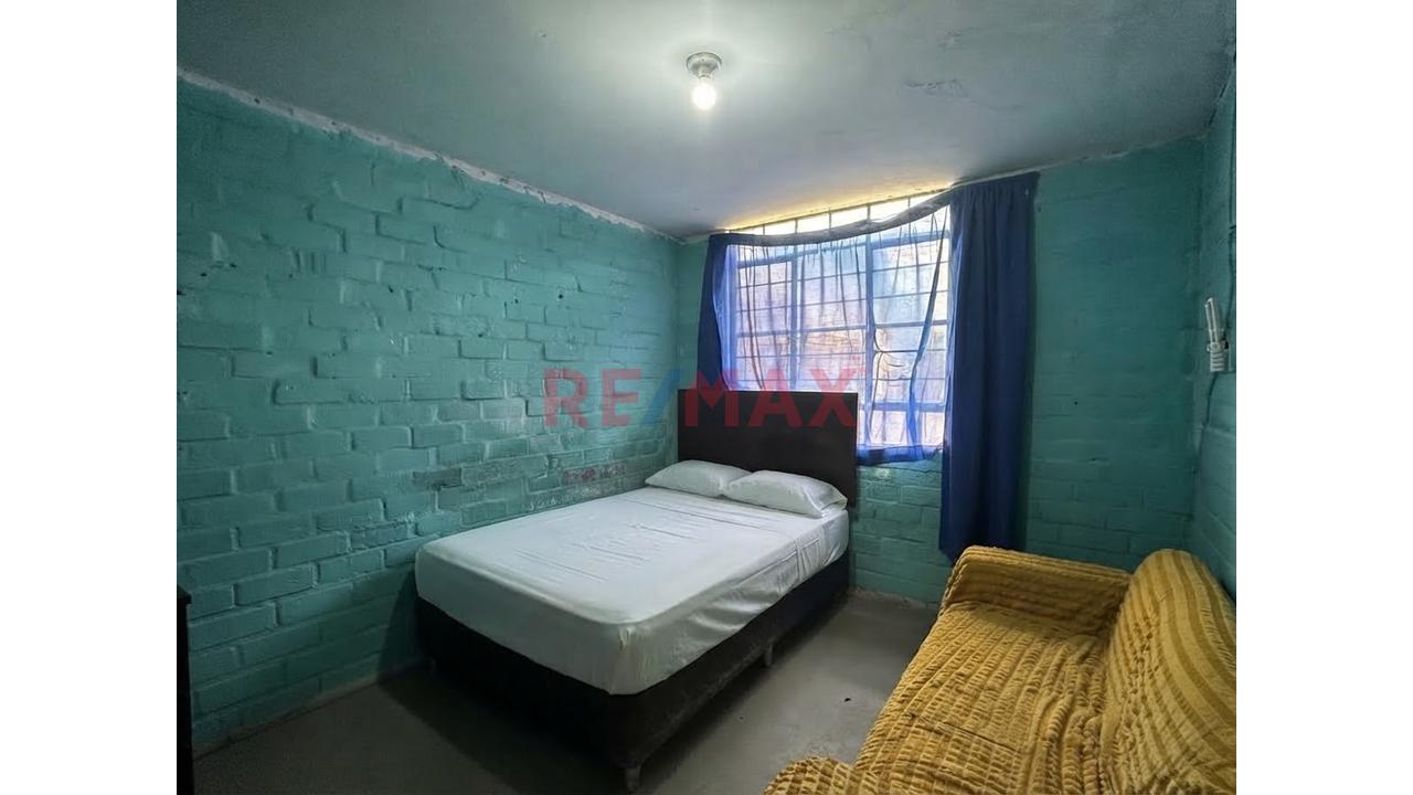 Venta Casa Frente A Parque Urb. Manuel Arevalo - La Esperanza - 4