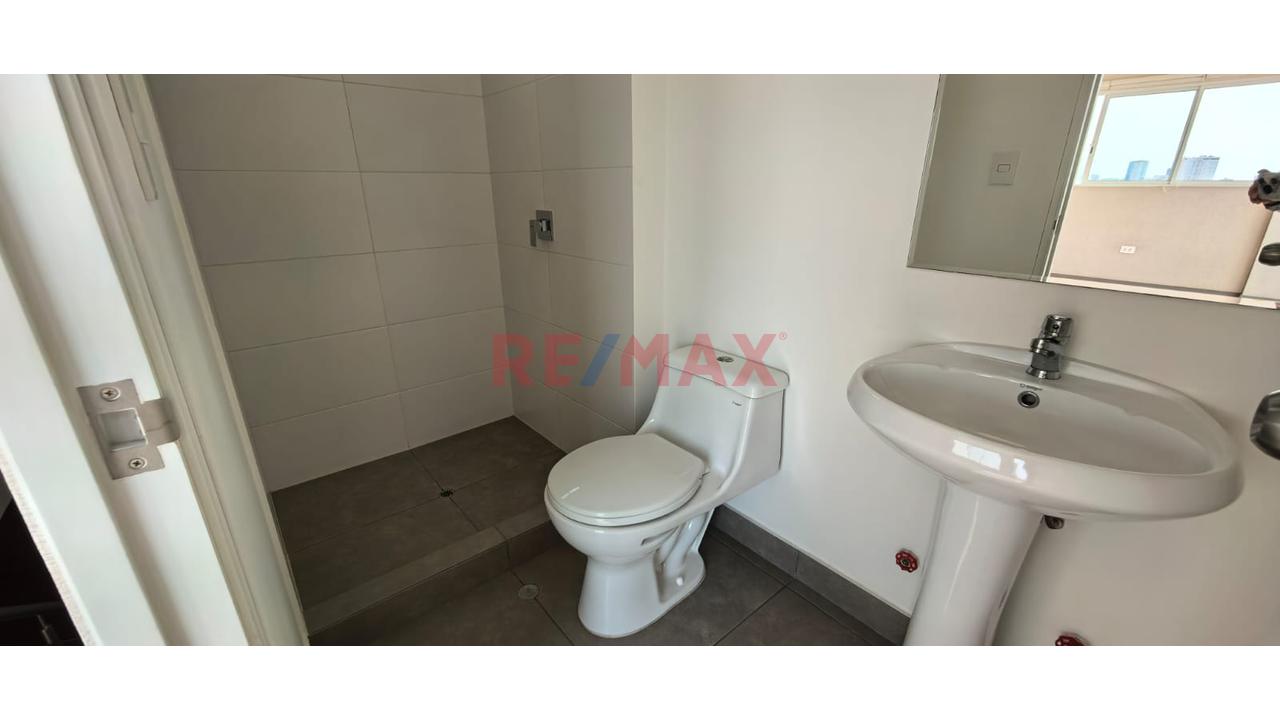 Exclusivo Dúplex De 109.53 M² Con Terraza En Santa Catalina | Sin Alcabala + 03 Estacionamientos De Bicicletas — foto 12